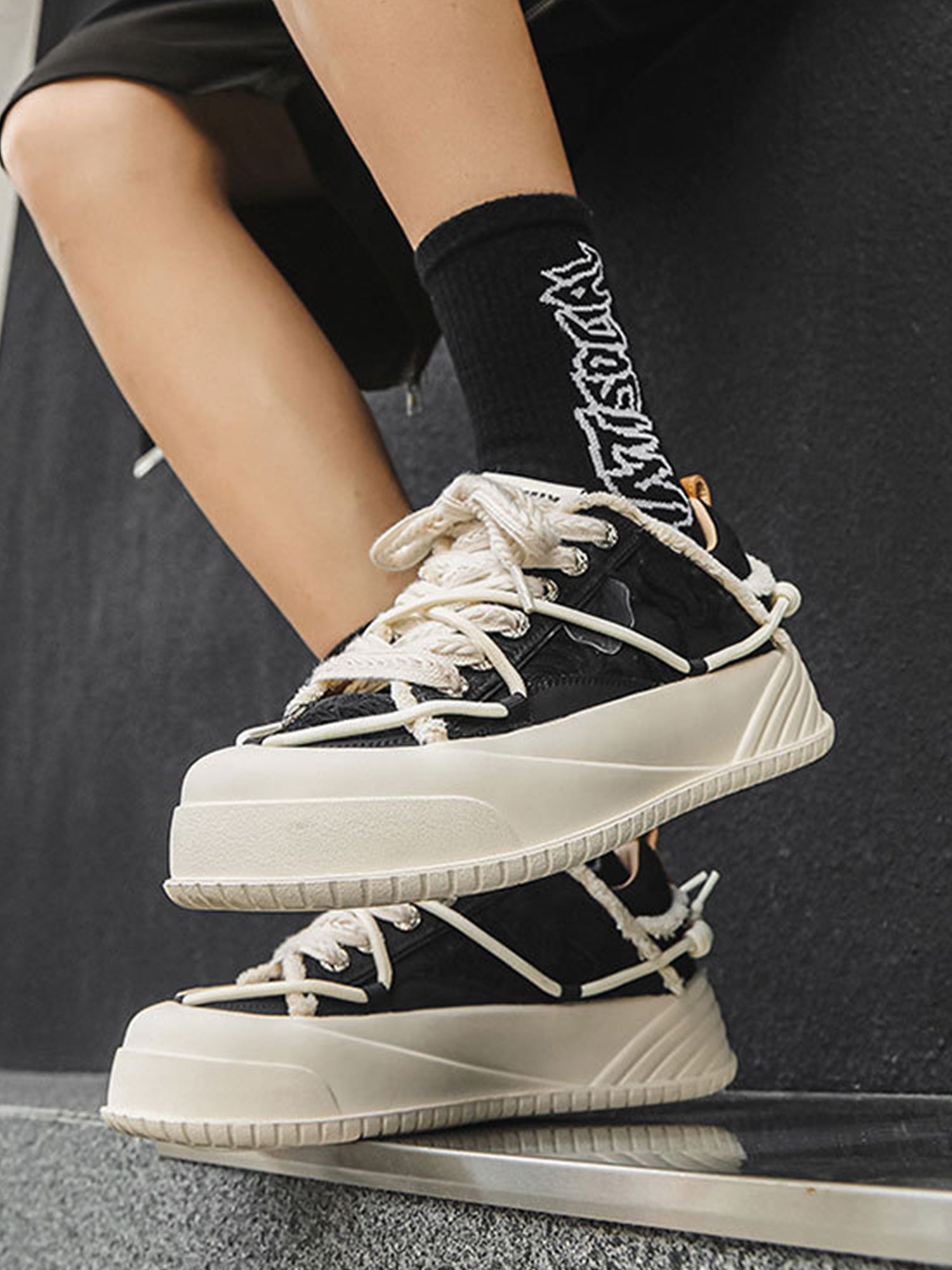 Sneakerhill Canvas Paper Plane Street Rap Sneakers - 2155 - 1984
