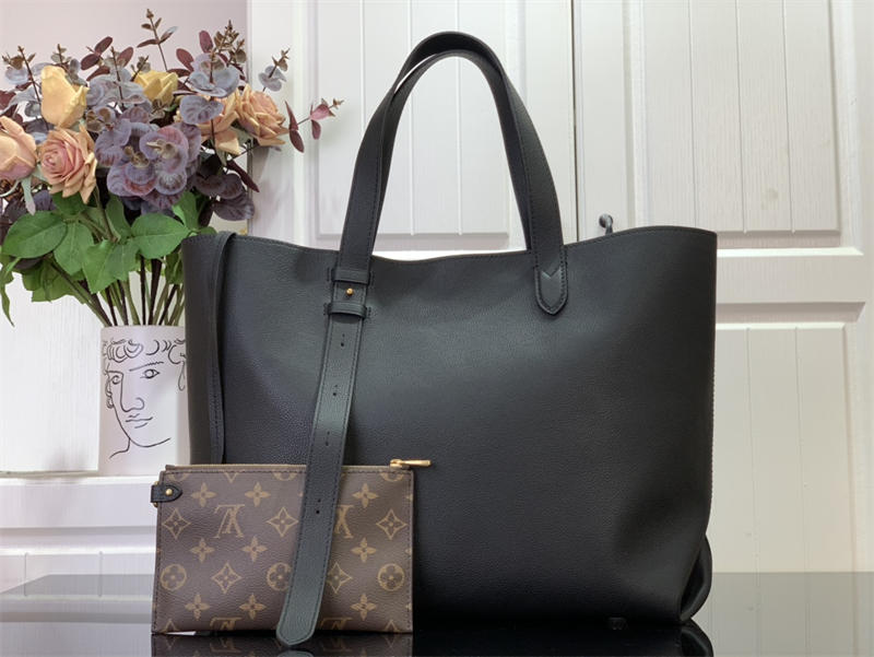 LV Onthego Monogram M25342