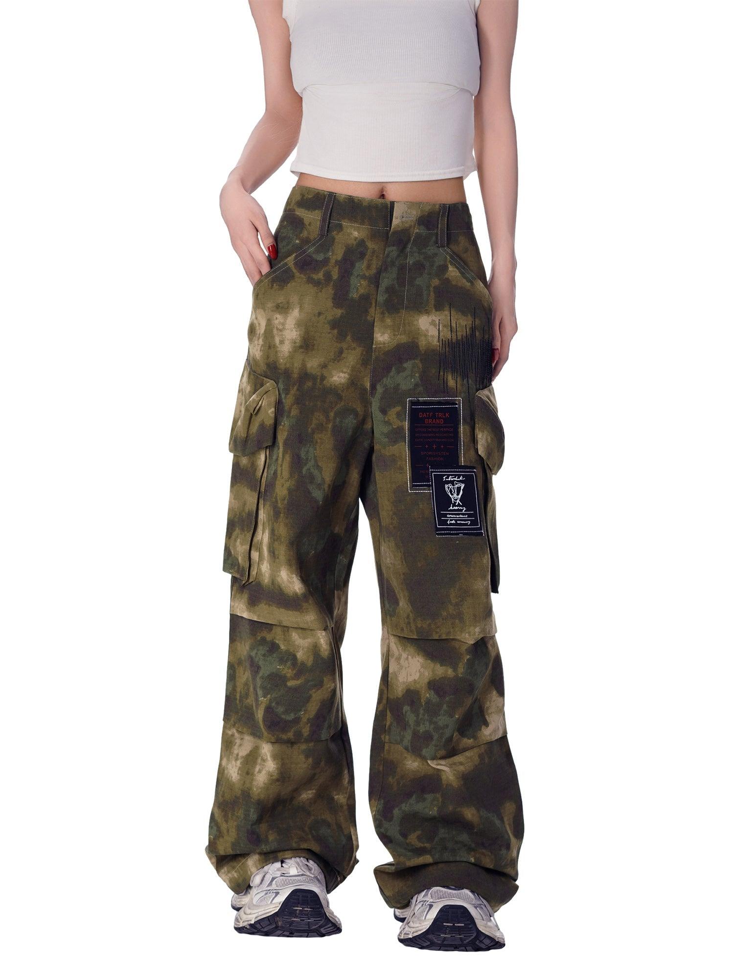 1984 High Street Badge Camouflage Multi-Pocket Pants