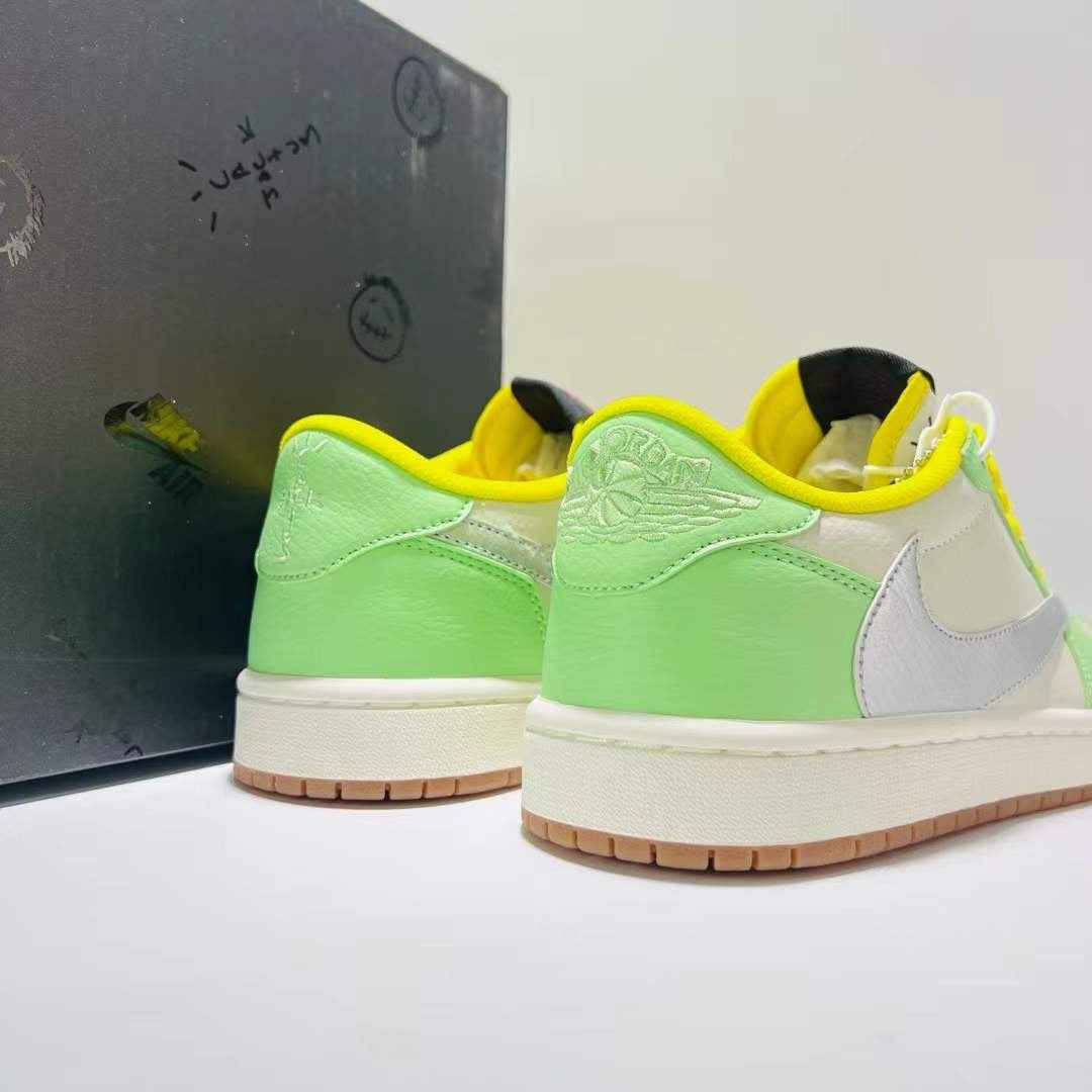 Designer Air Jordan 1 × Travis Scott DN6901 092