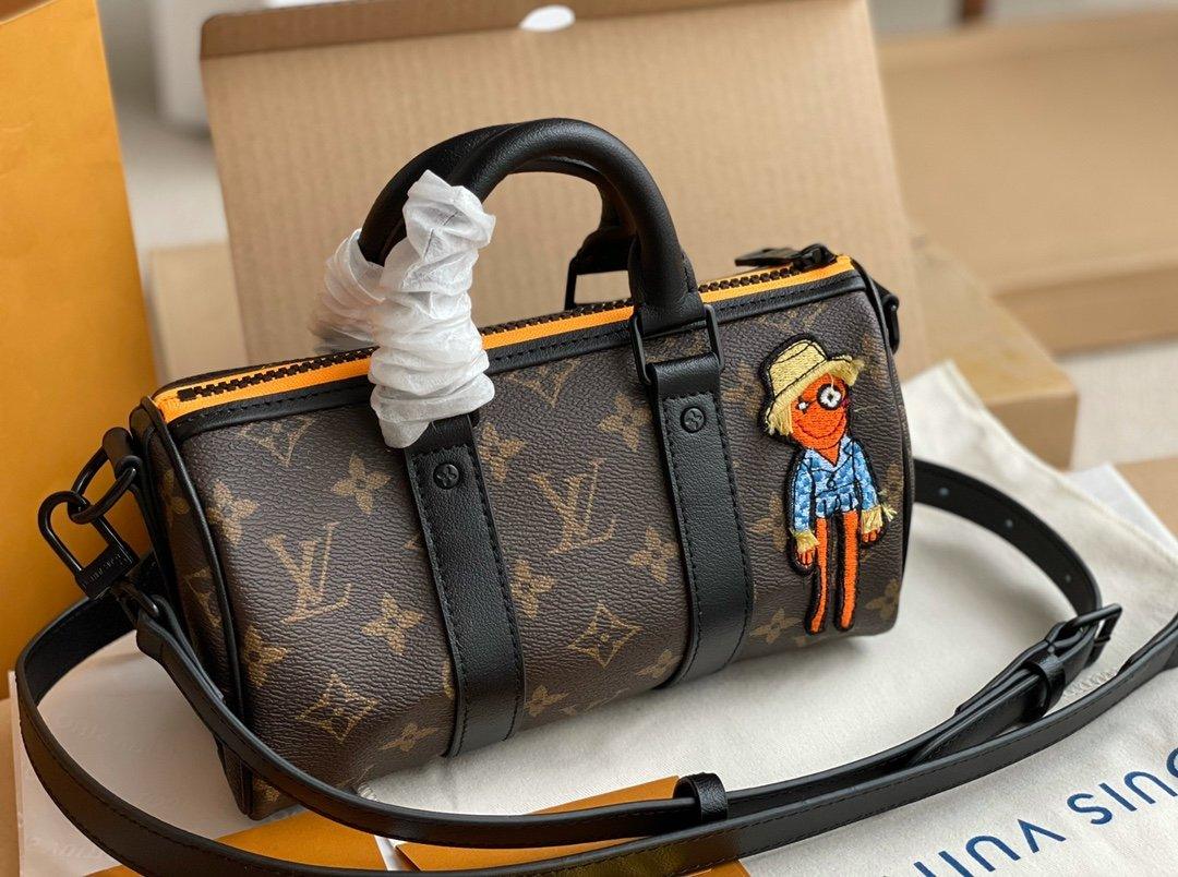 Sneakerhill - Luxury Edition Bags LUV 075