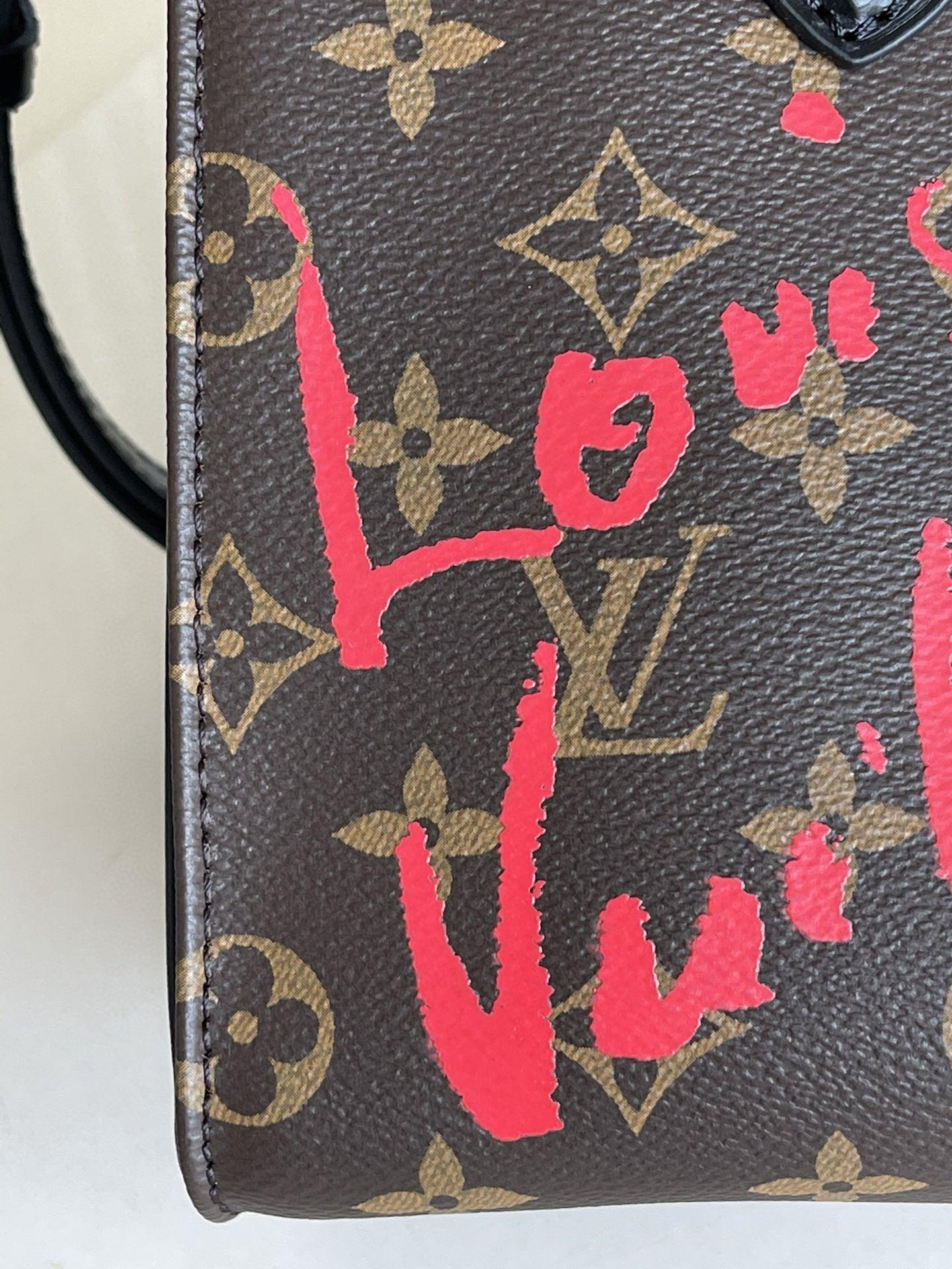 LV Onthego Giant Bicolor Monogram M45039 LUXURYSTEPSCO