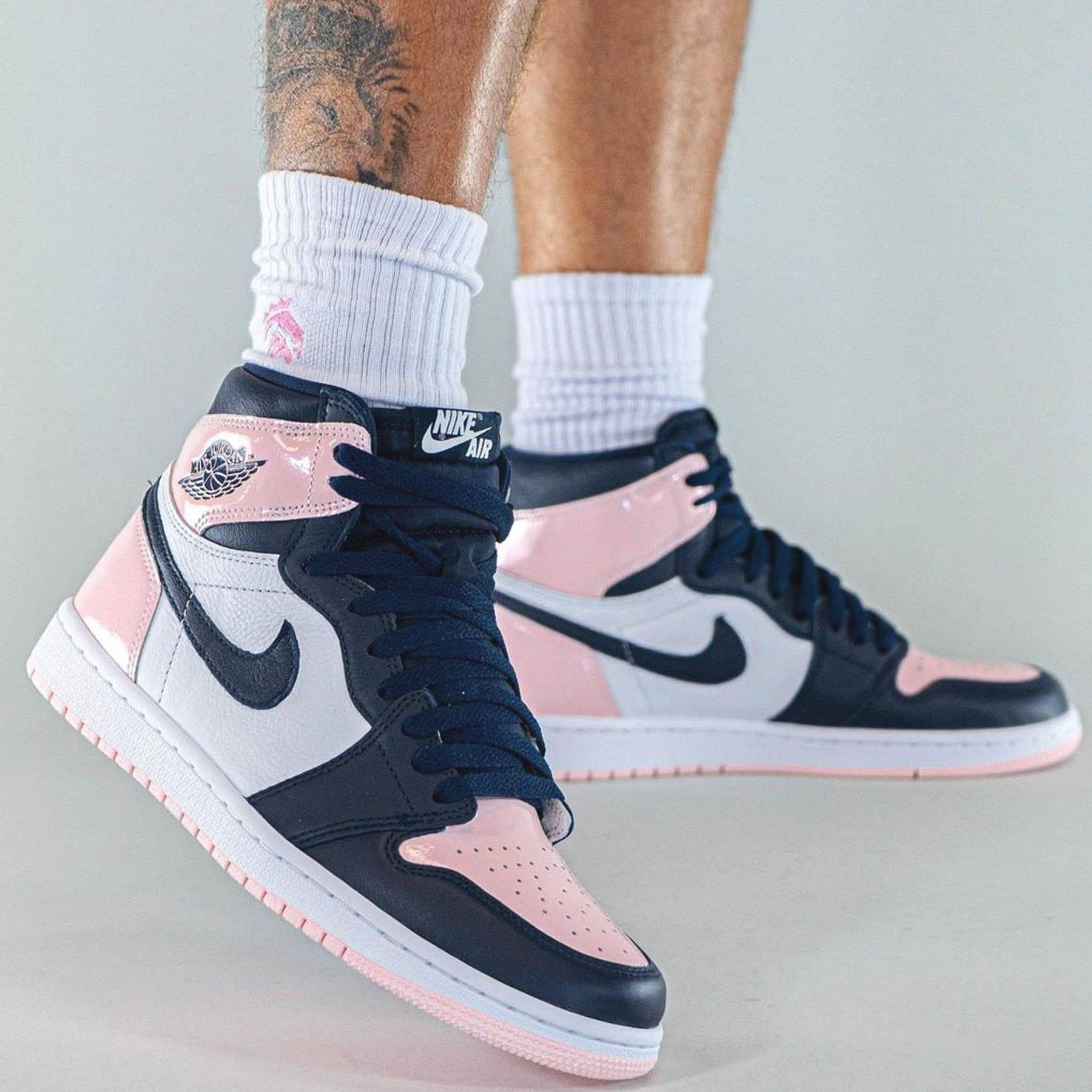 Air Jordan 1 Retro High Wmns OG SE 'Bubble Gum' - sneakerhypesusa