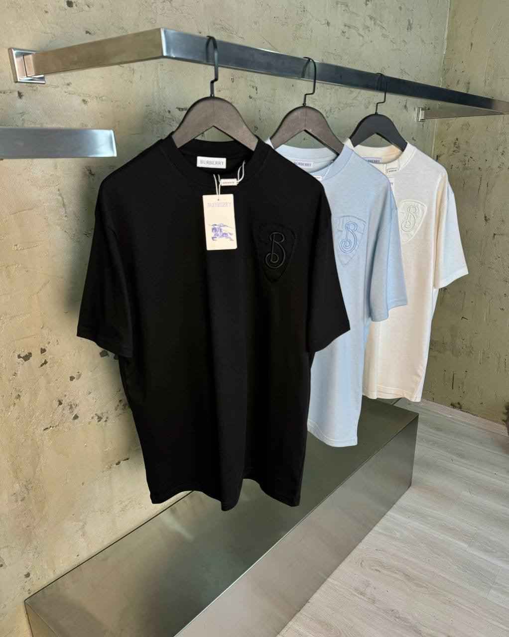 Sneakerhill - Burberry T-Shirt 006