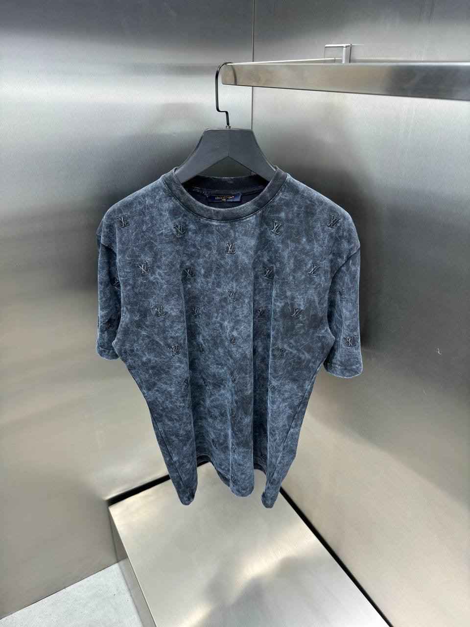 Sneakerhill® - Louis Vuitton T-Shirt 004