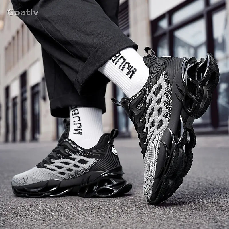 CYBER 'Urban Dream' T4 Sneakers - 1984