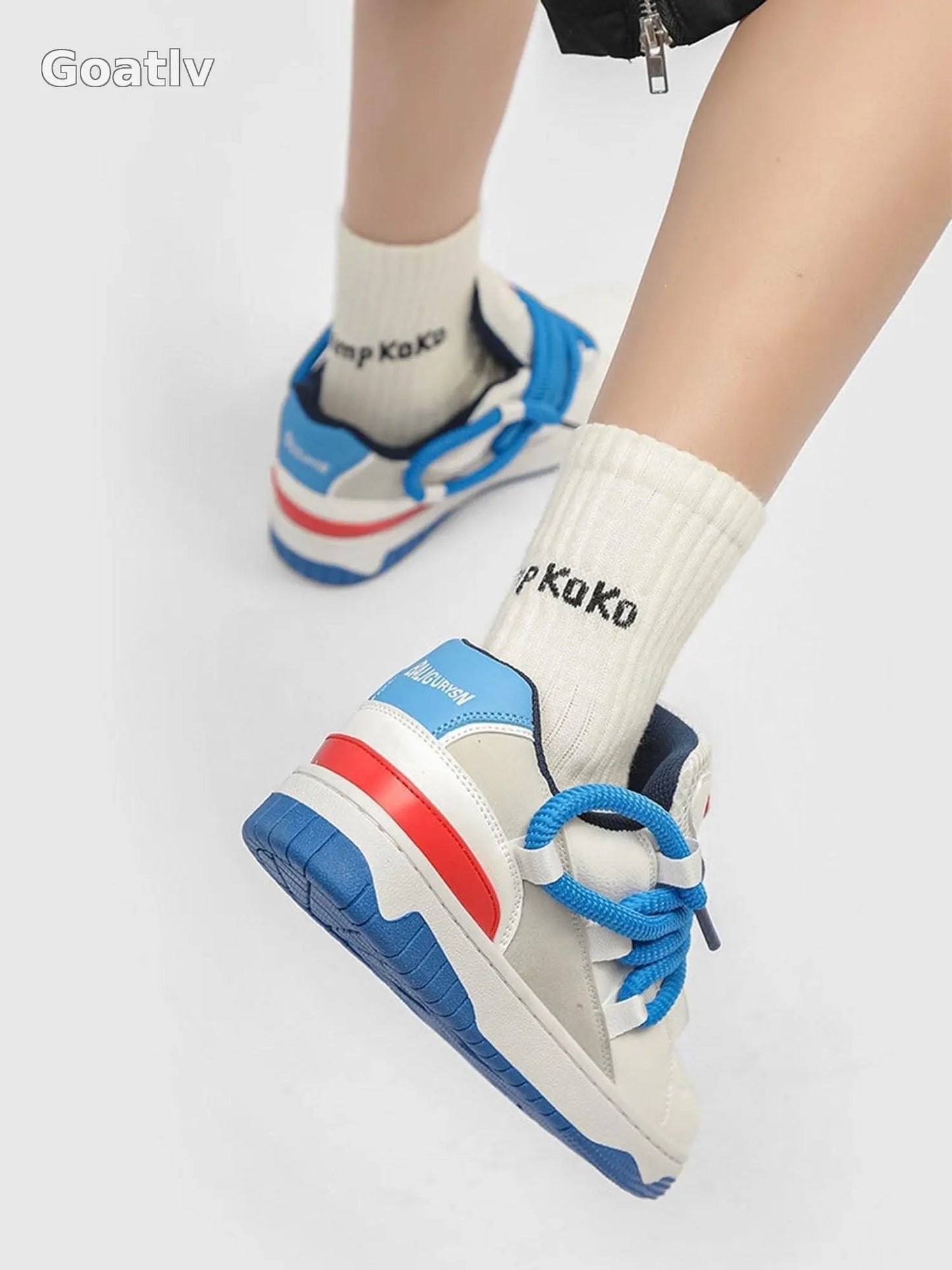 ColorFusion Dreadlocks Sneakers - 1984