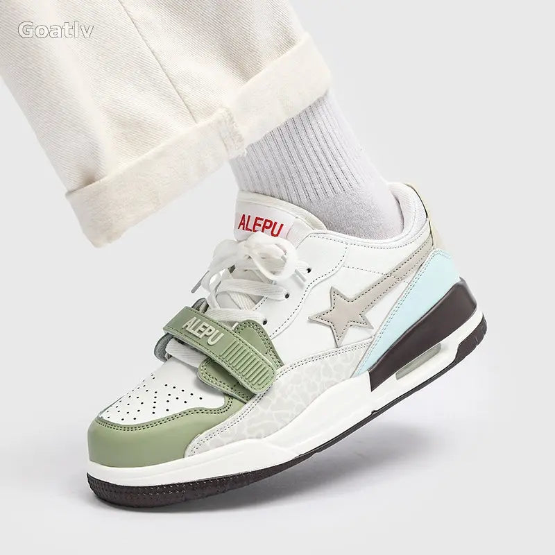 Conqueror Speed T4 Sneakers