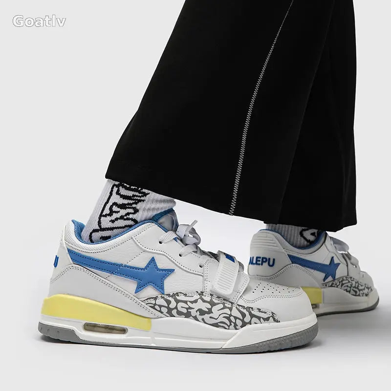 Conqueror Speed T4 Sneakers