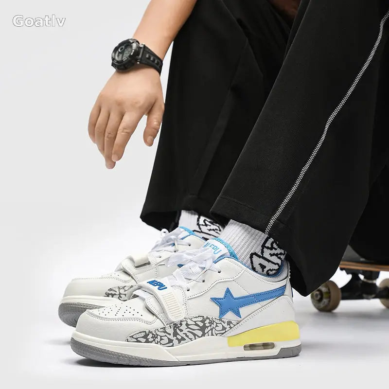 Conqueror Speed T4 Sneakers