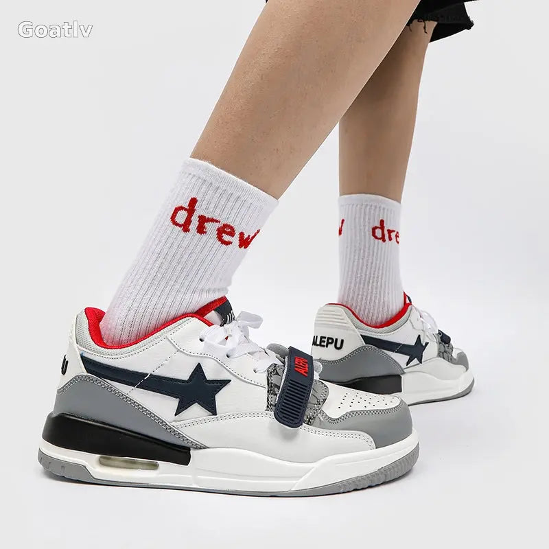 Conqueror Speed T4 Sneakers