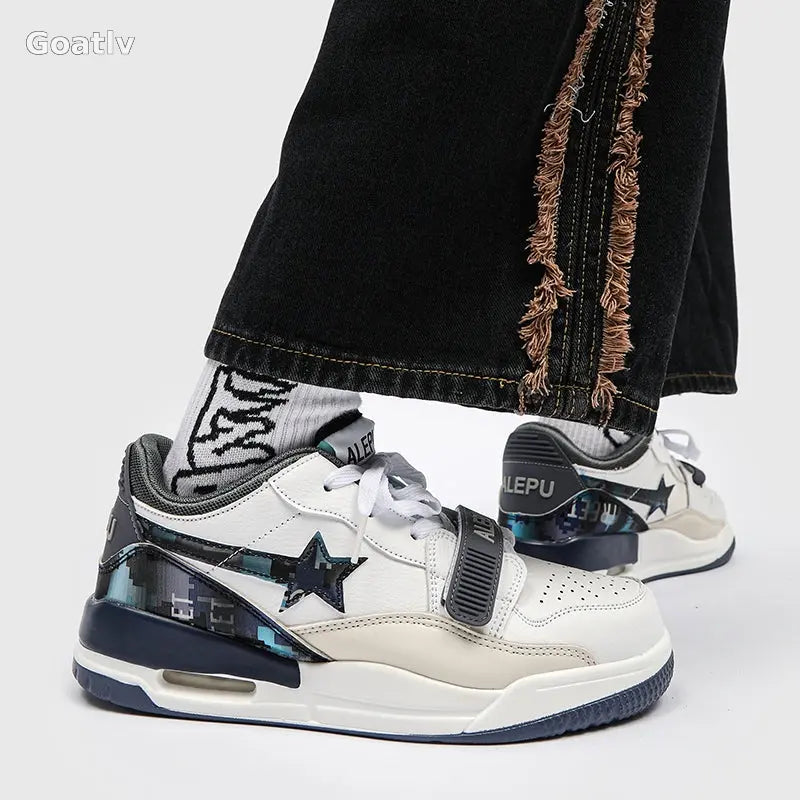 Conqueror Speed T4 Sneakers