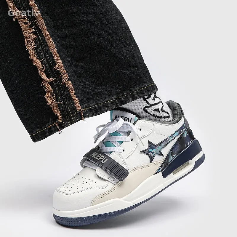 Conqueror Speed T4 Sneakers