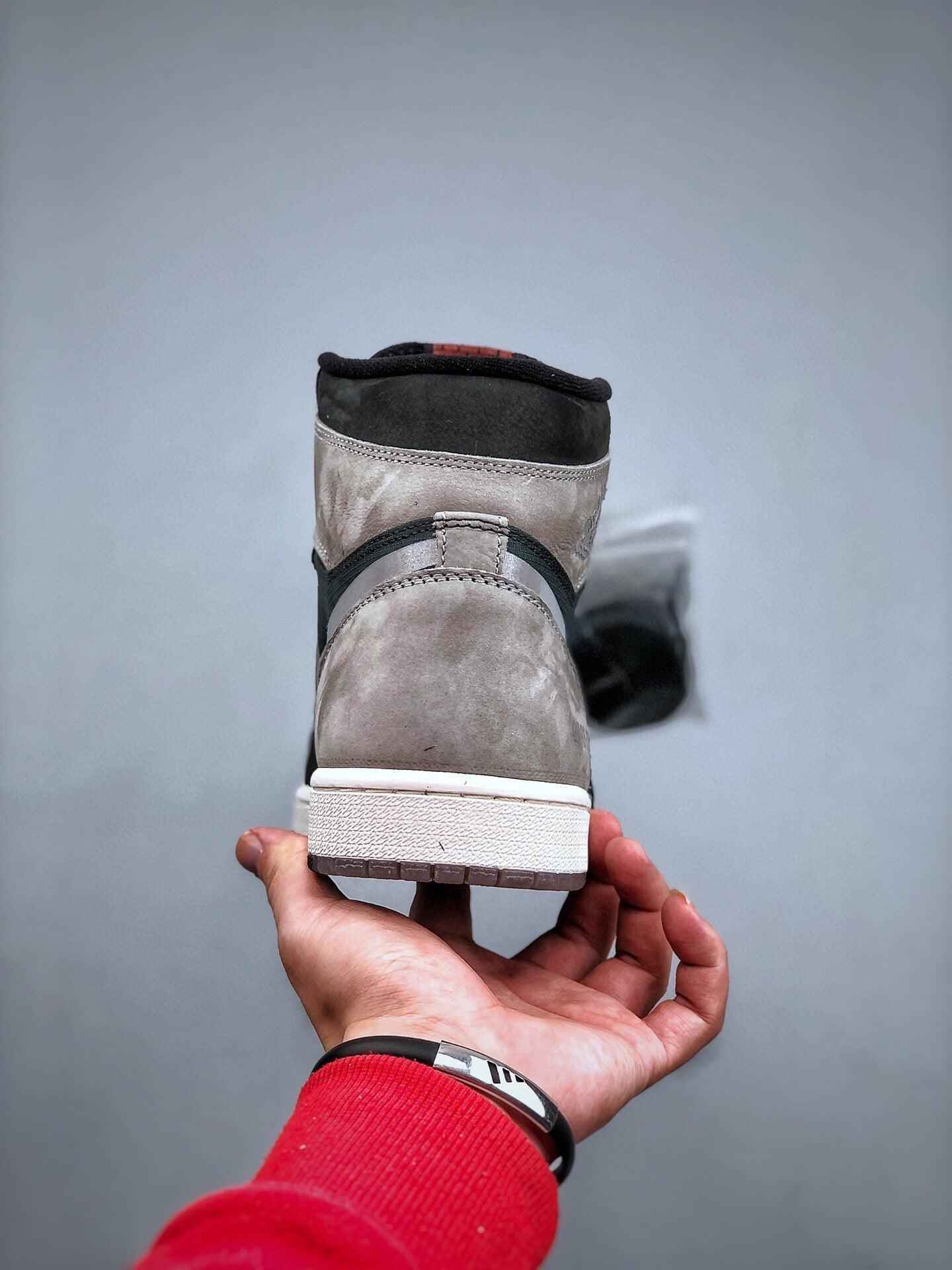 Custom Air Jordan 1 DB2889-001