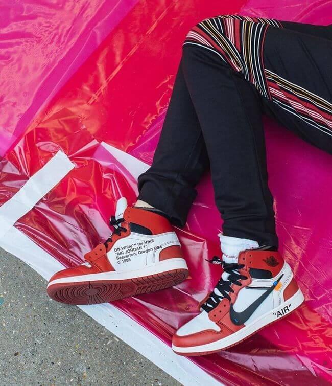 Custom Air Jordan 1 OFF-White Chicago Sneakers - sneakerhypesusa