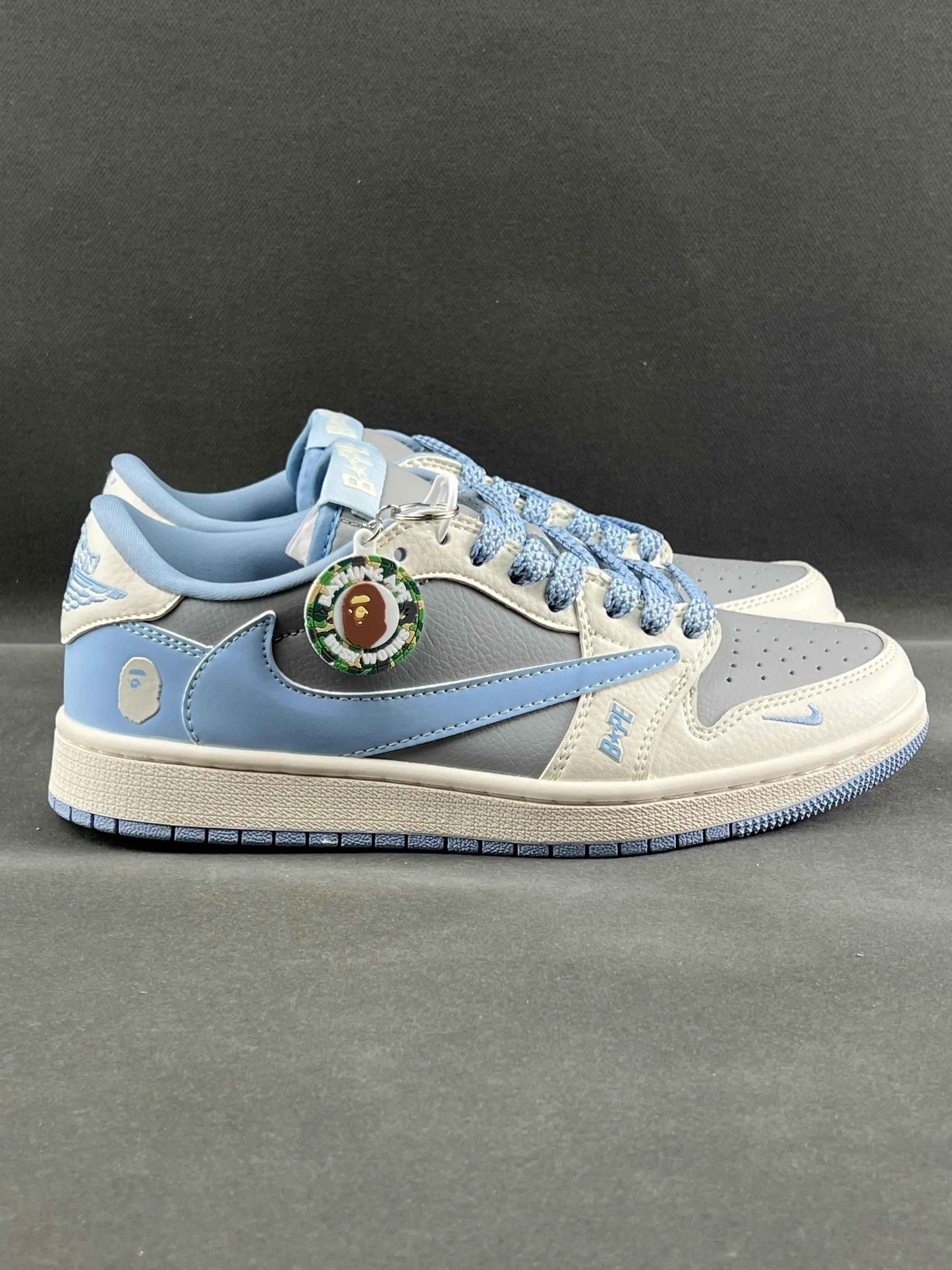 Custom Air Jordan 1 x Travis Scott x BAPE BB6588-104