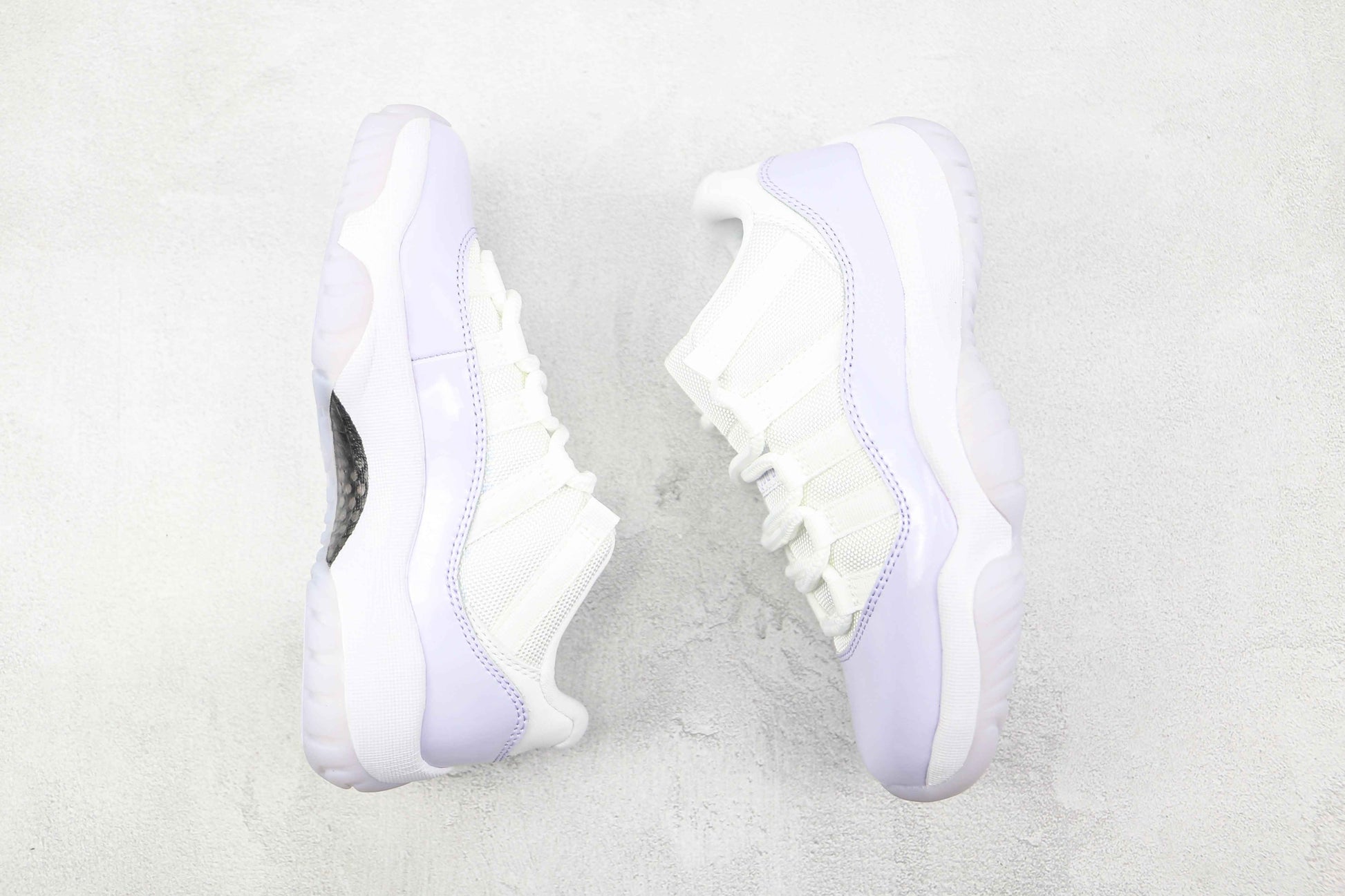 Custom Air Jordan 11 AH7860