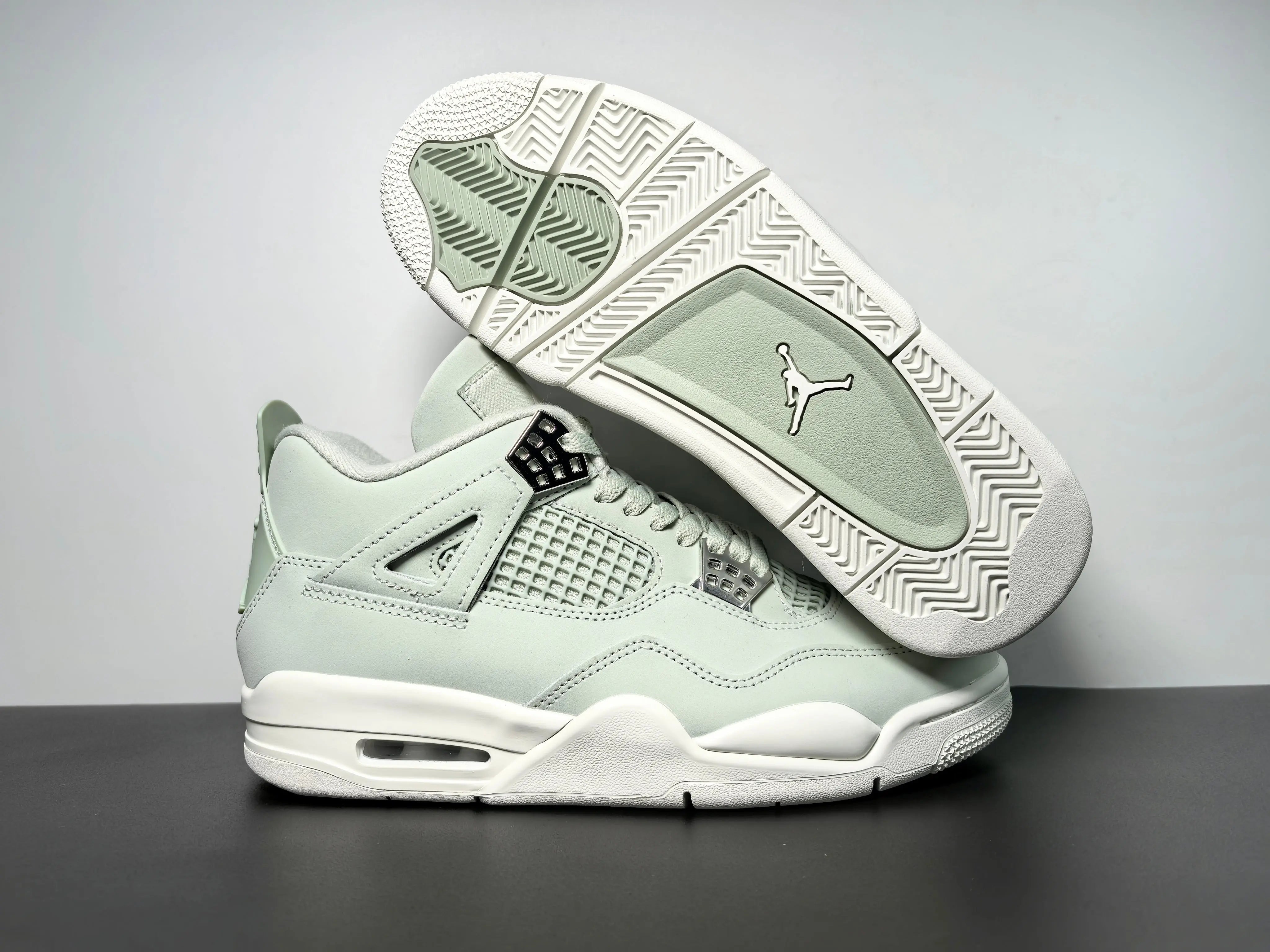 Custom Air Jordan 4 Seafoam/Sail HV0823-003 Sneakerhill