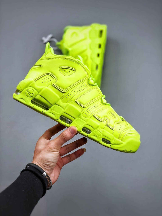 Custom Air More Uptempo DX1790-700