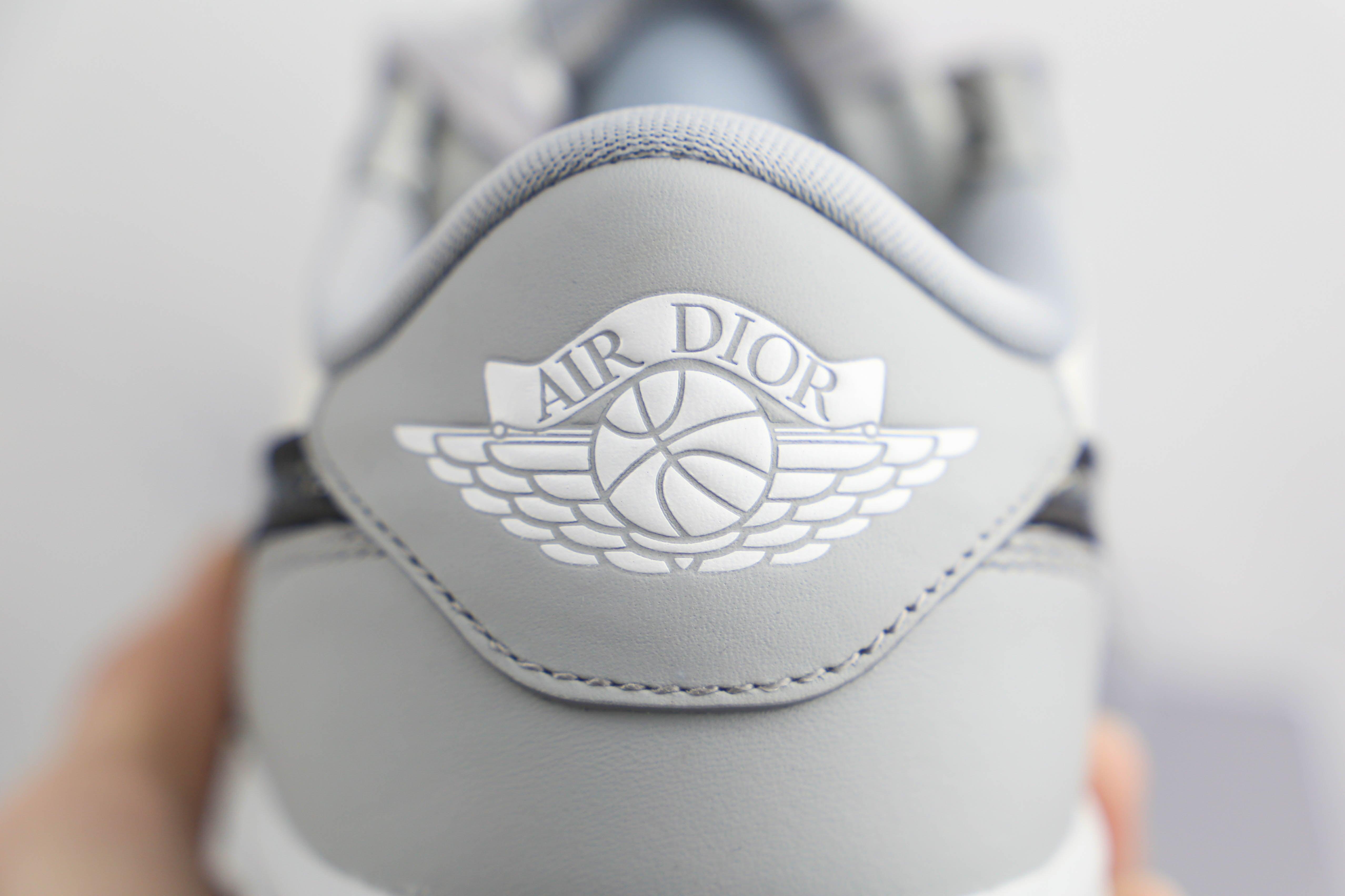 Custom Dior x Air Jordan 1 CN8608-002 - sneakerhypesusa