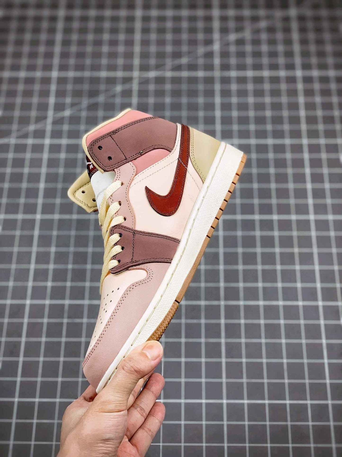Custom Jordan 1 Mid SE Dark Pony Smoky Mauve DO7440-821