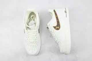 Custom LV Air Force 1’07 Low KV3696