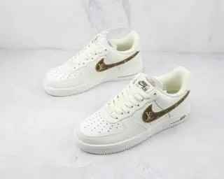 Custom LV Air Force 1’07 Low KV3696