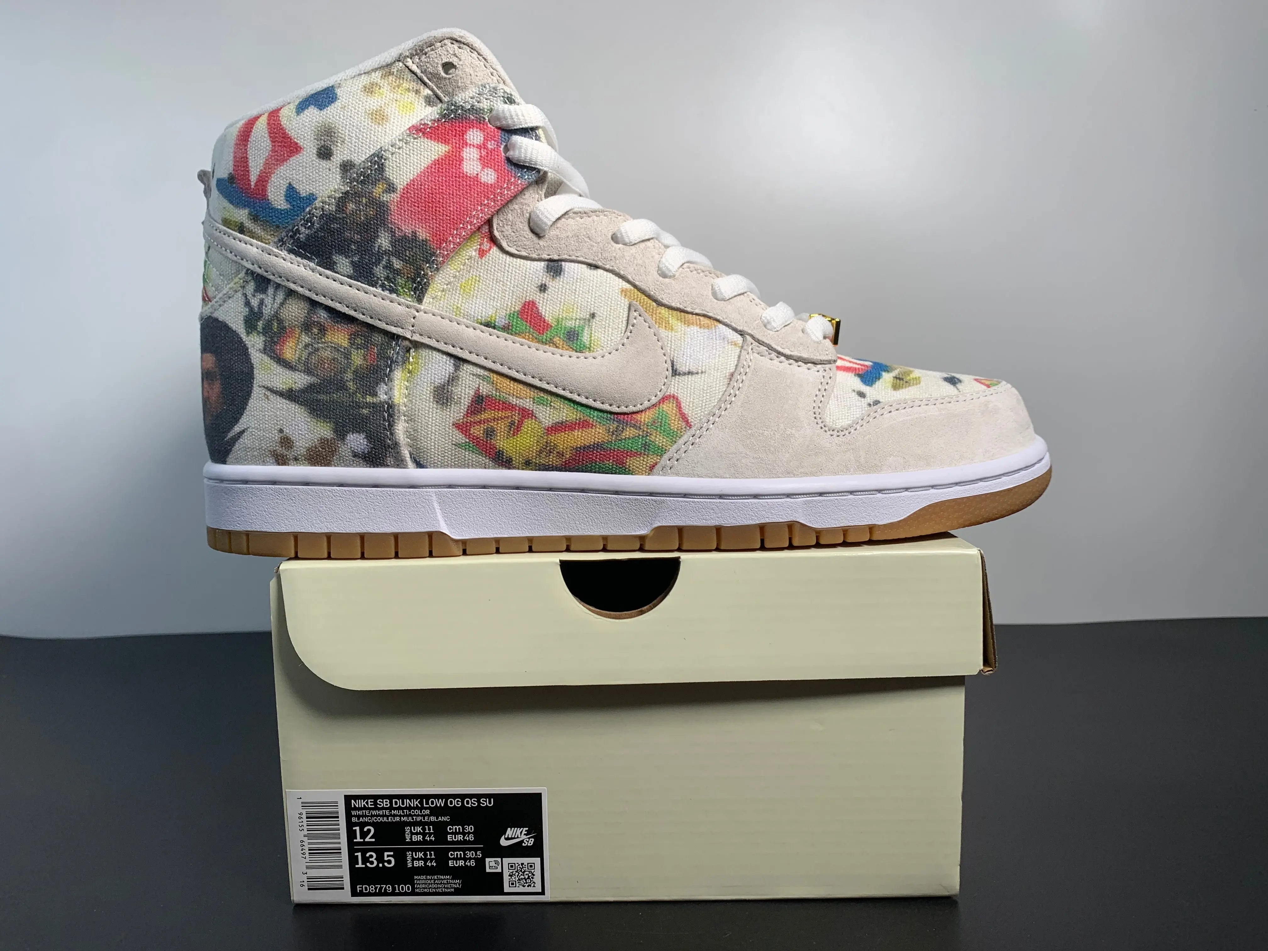 Custom Supreme x NK Dunk SB High Rammellzee Sneakerhill