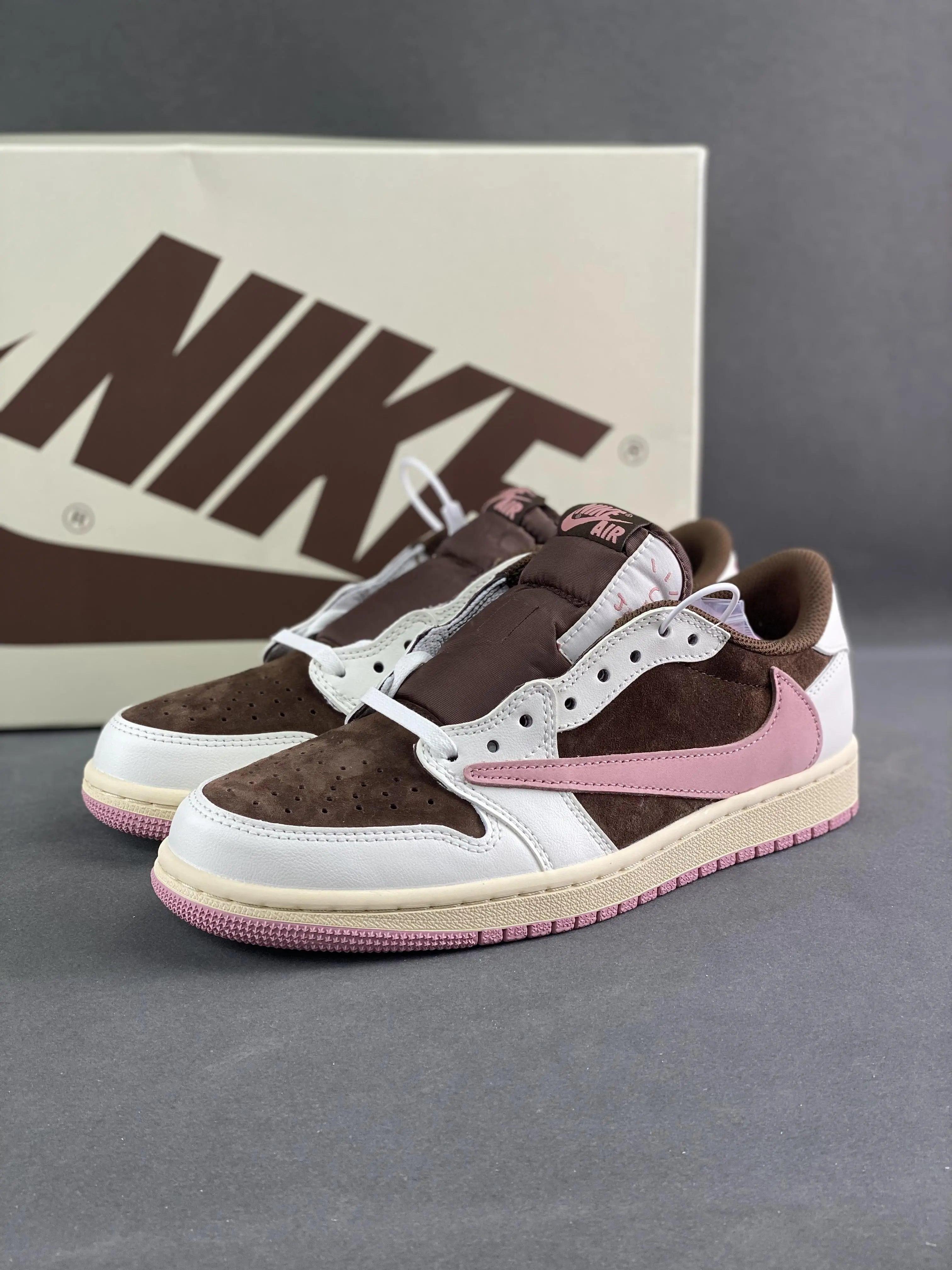 Custom Travis Scott x Air Jordan 1 Low DX4131-206 sneakerland