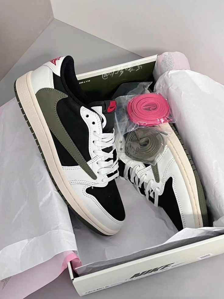 Custom Travis Scott x Fragment x Air Jordan 1 Low DZ4137 106
