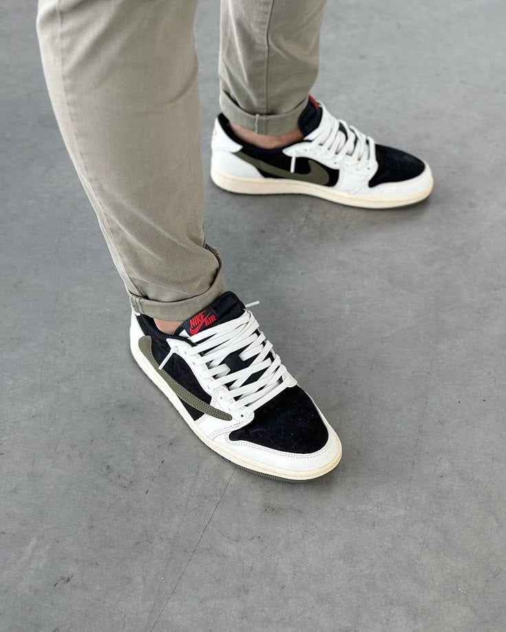 Custom Travis Scott x Fragment x Air Jordan 1 Low DZ4137 106