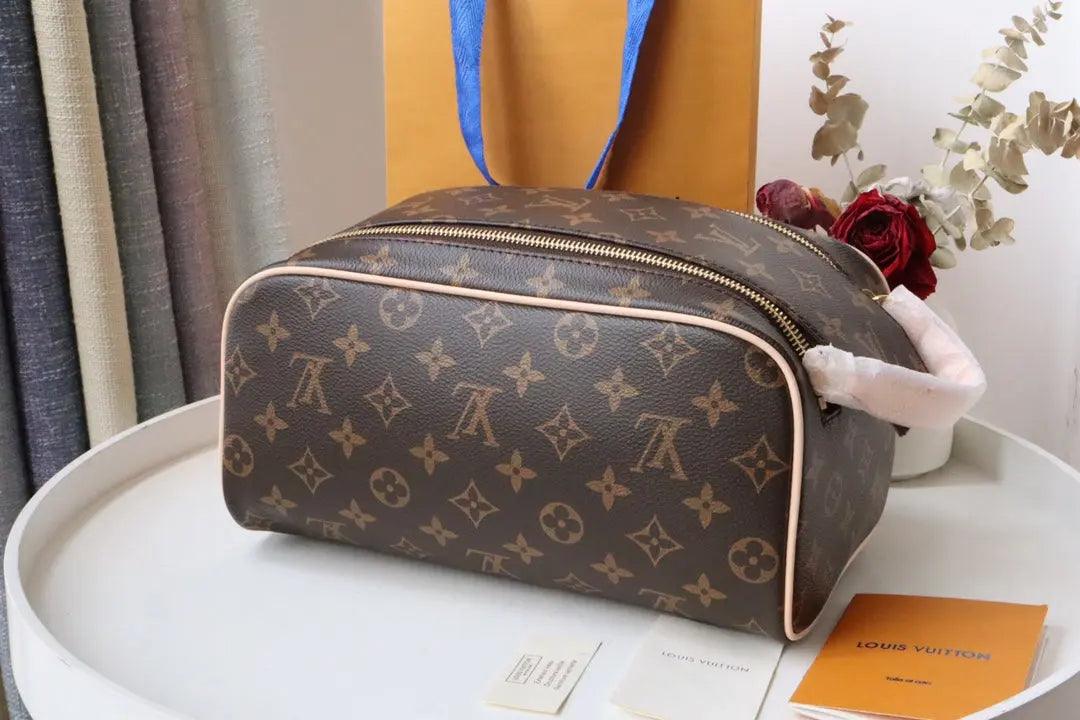 LV Monogram DOPP M44494 outblackco