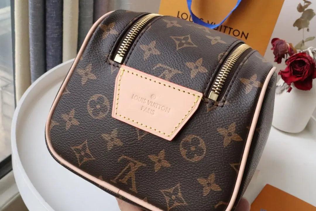 LV Monogram DOPP M44494 outblackco