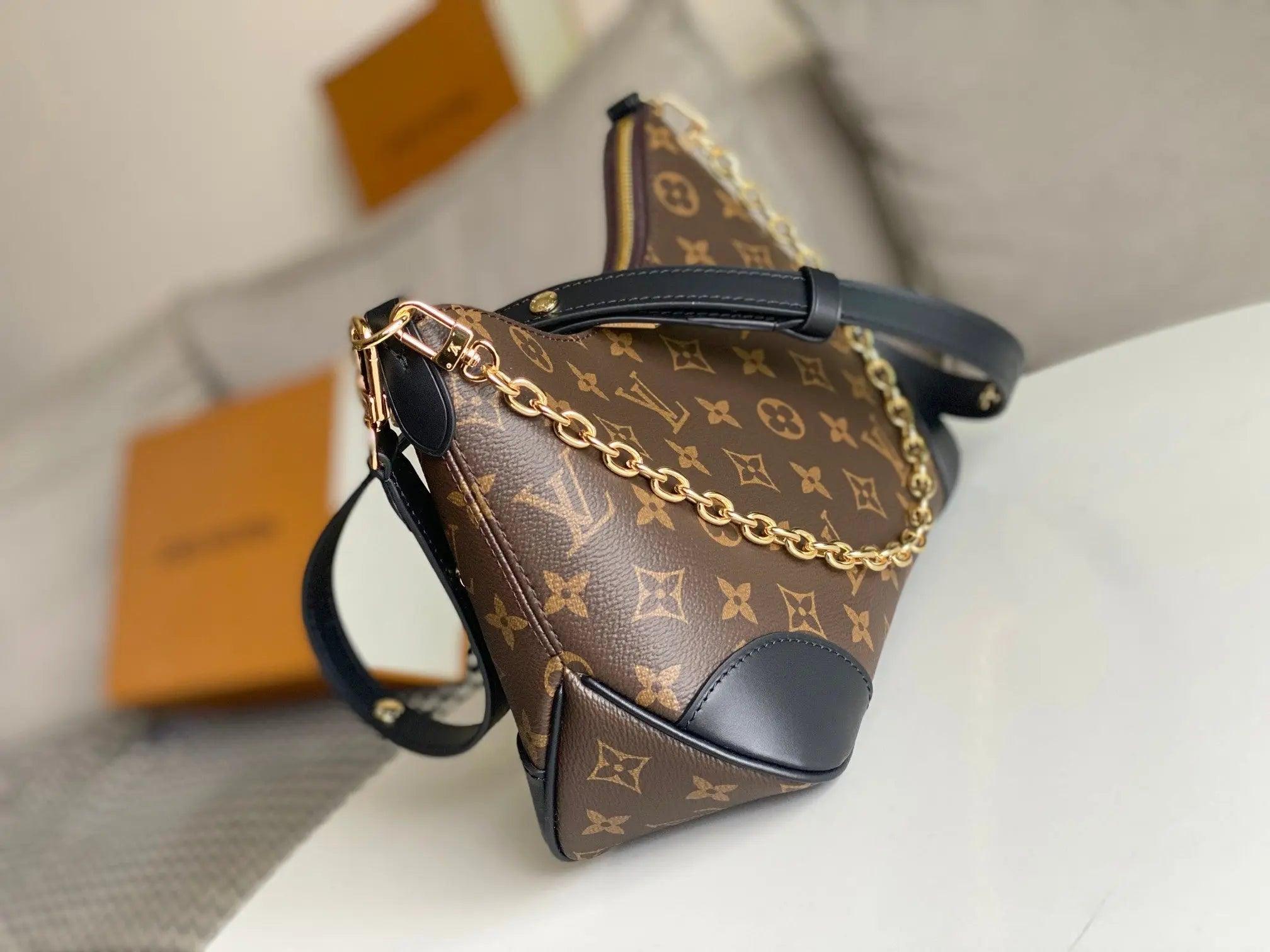 LV Monogram M45832 outblackco