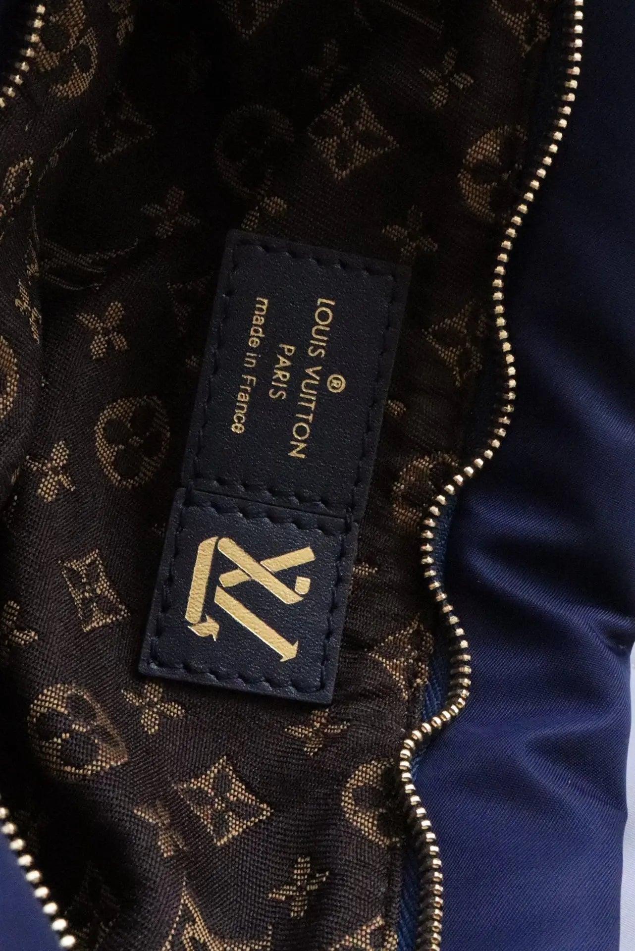 LV Multi Pochette Monogram M58977 outblackco