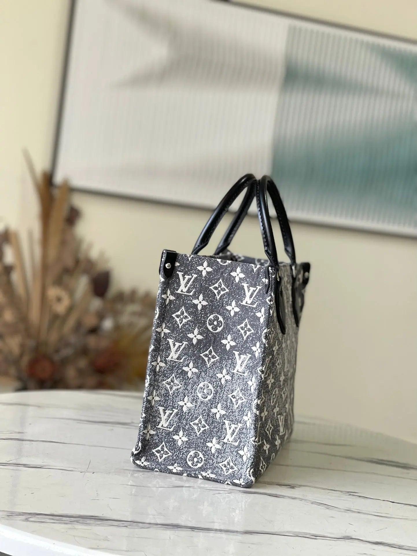 LV OnTheGo Monogram M46448 outblackco