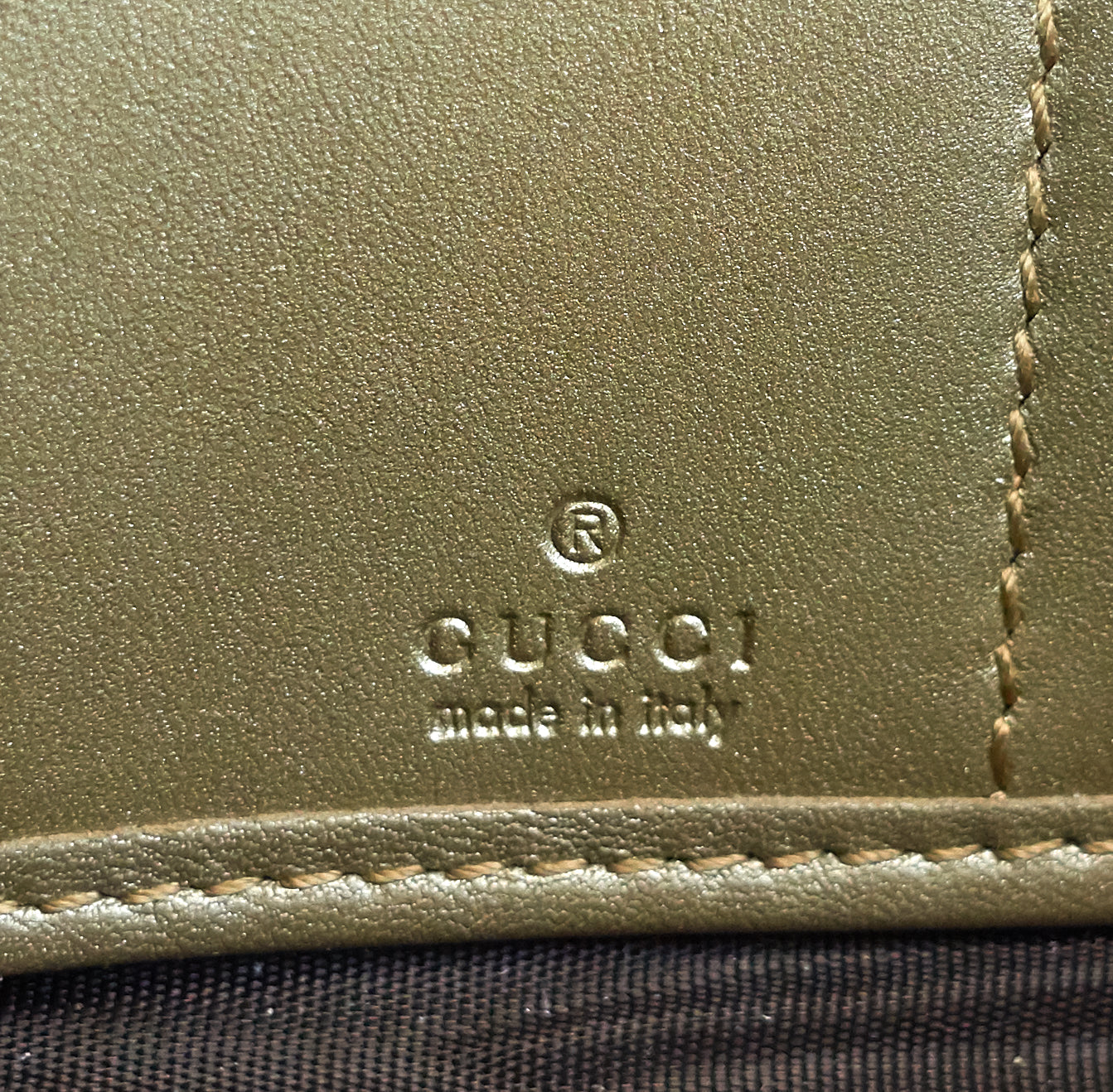 Signature Zip Around GGssima Leather Wallet