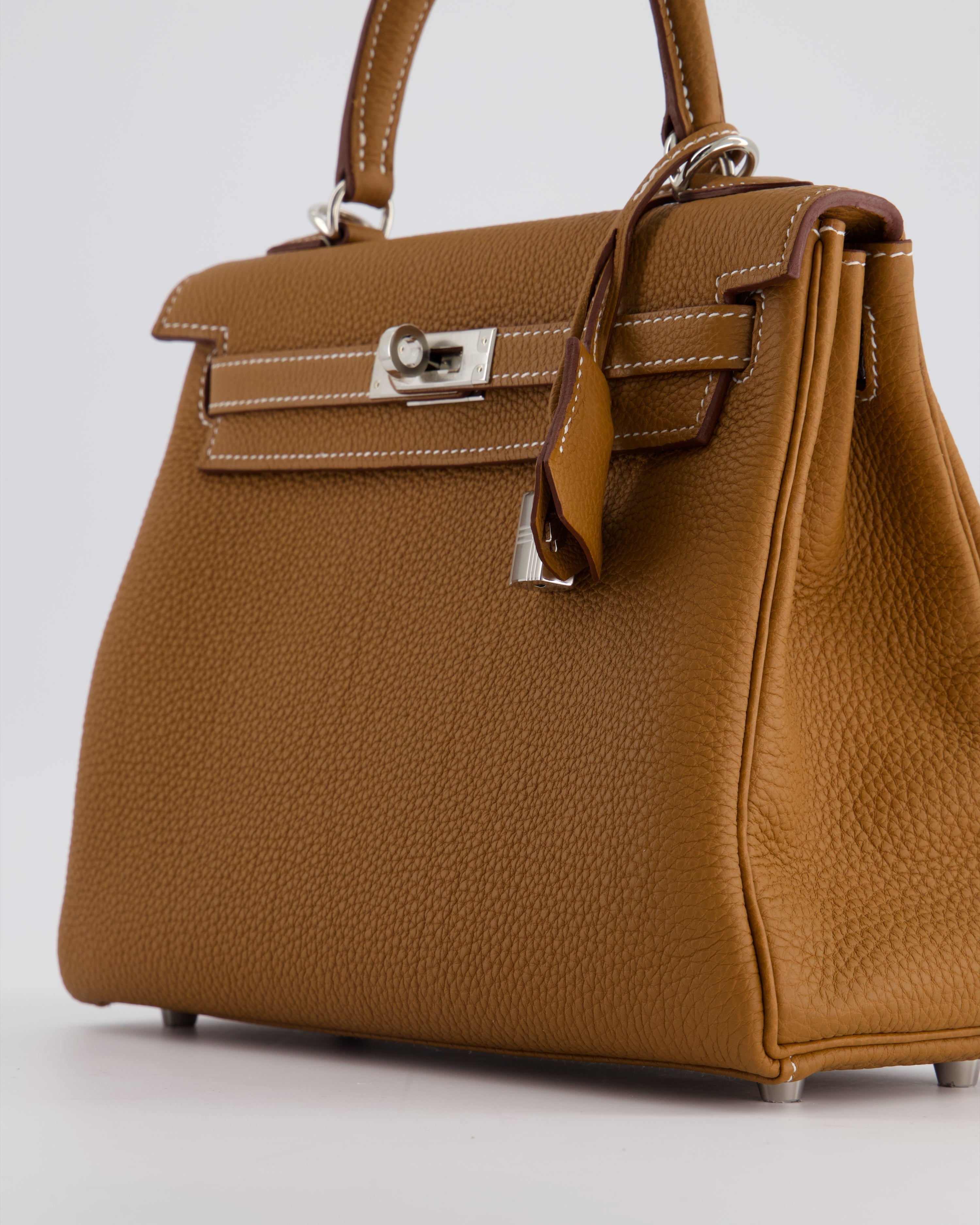 Kelly Bag 25cm in Gold with Togo Leather and Palladium Hardware Kilta bags