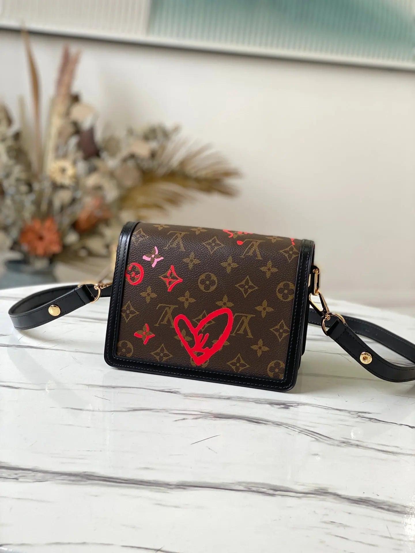 SO - New Fashion Women's Bags LUV Onthego Monogram A054 sneakeronline