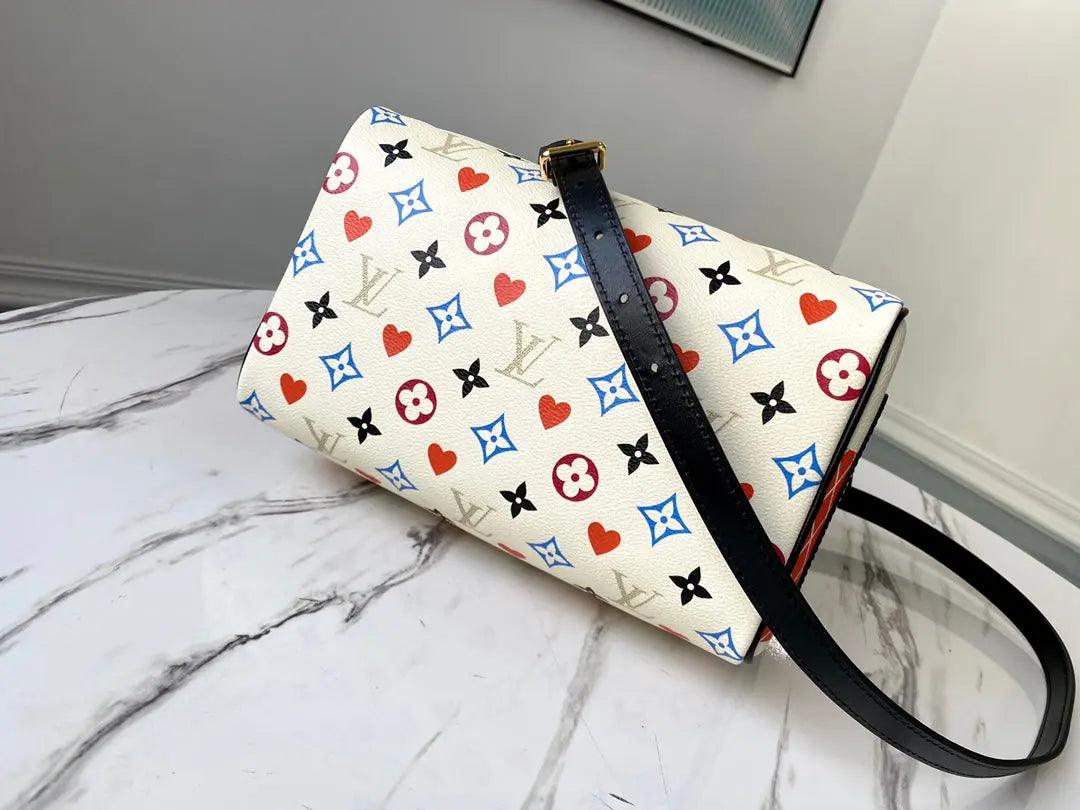 SO - New Fashion Women's Bags LUV Speedy Bandoulière Nicolas Ghesquière Game On Monogram A052 sneakeronline