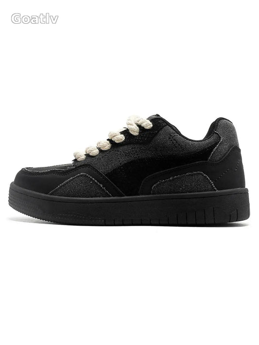Sneakerhill Canvas Splicing Low Top Sneakers - 1984