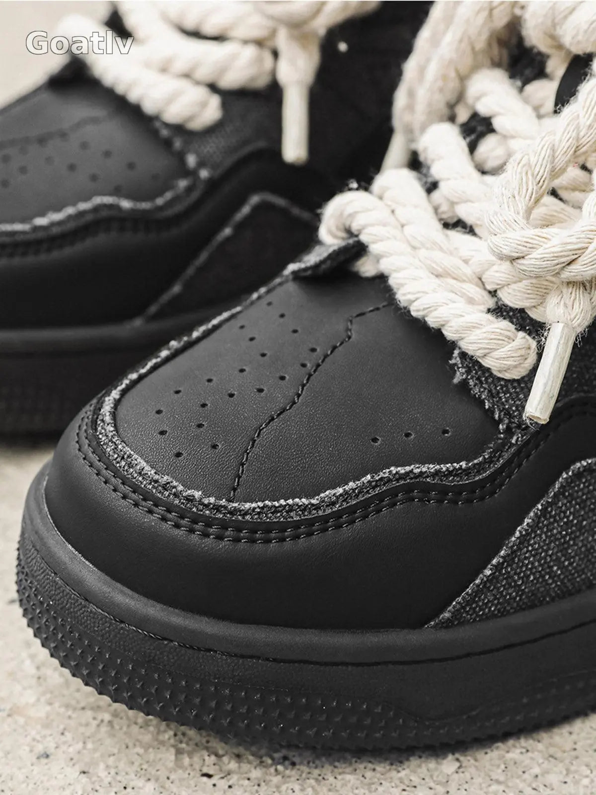 Sneakerhill Canvas Splicing Low Top Sneakers - 1984