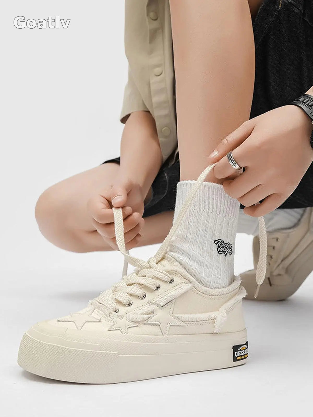 Sneakerhill Star Patch Embroidered Canvas Shoes - 1984