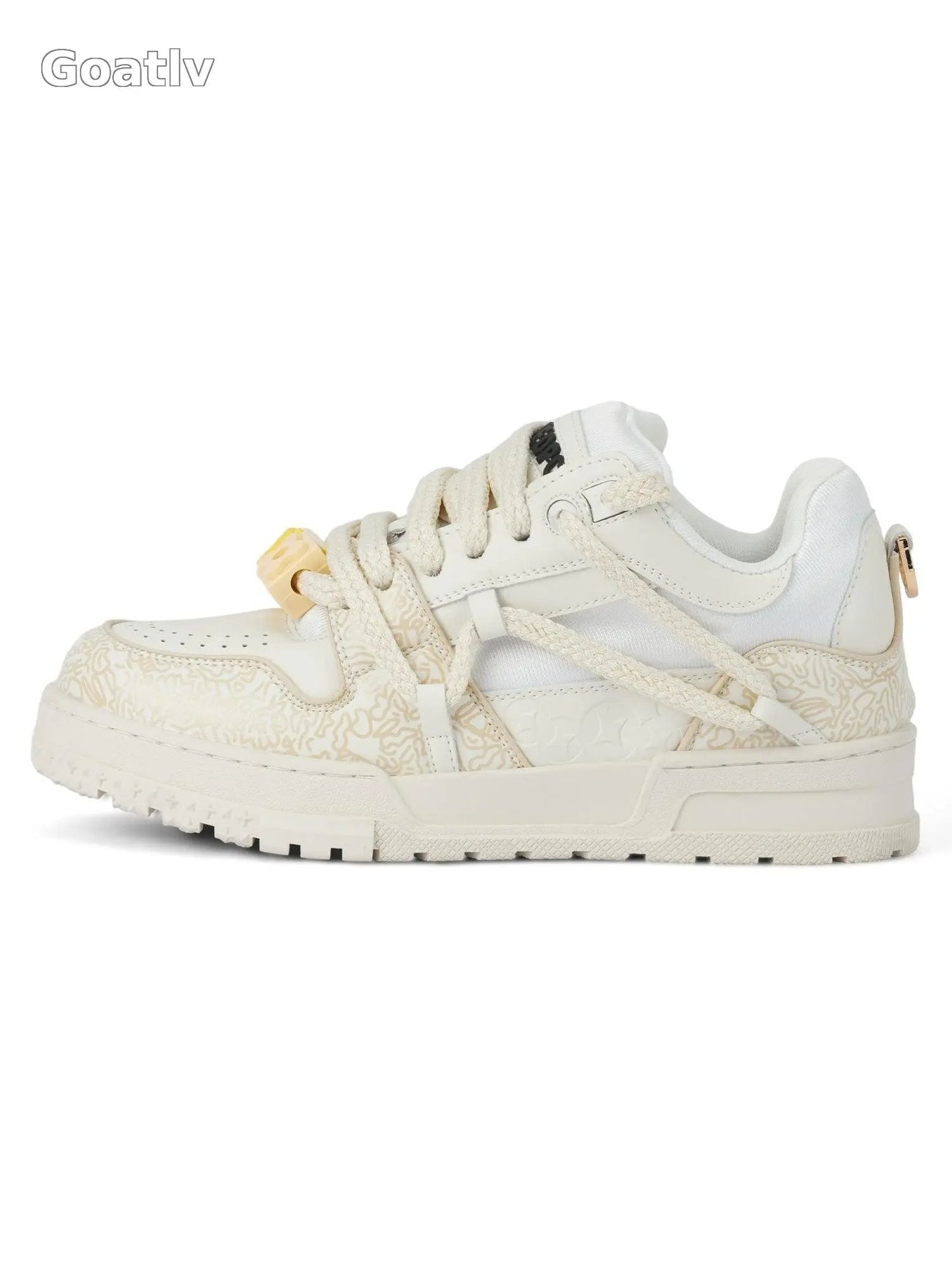 Sneakerhub Everything Goes With Casual Sneakers - 1931 - 1984