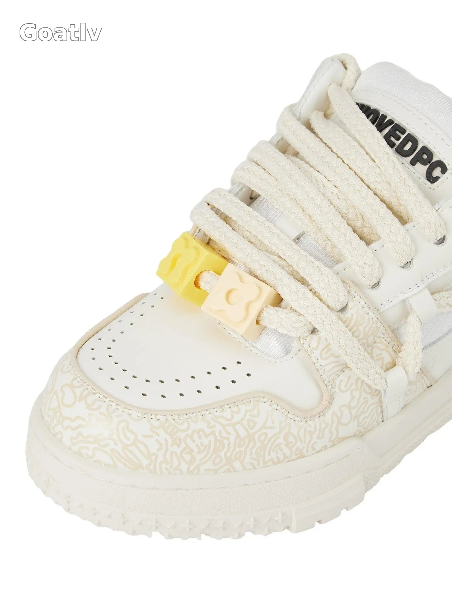 Sneakerhub Everything Goes With Casual Sneakers - 1931 - 1984
