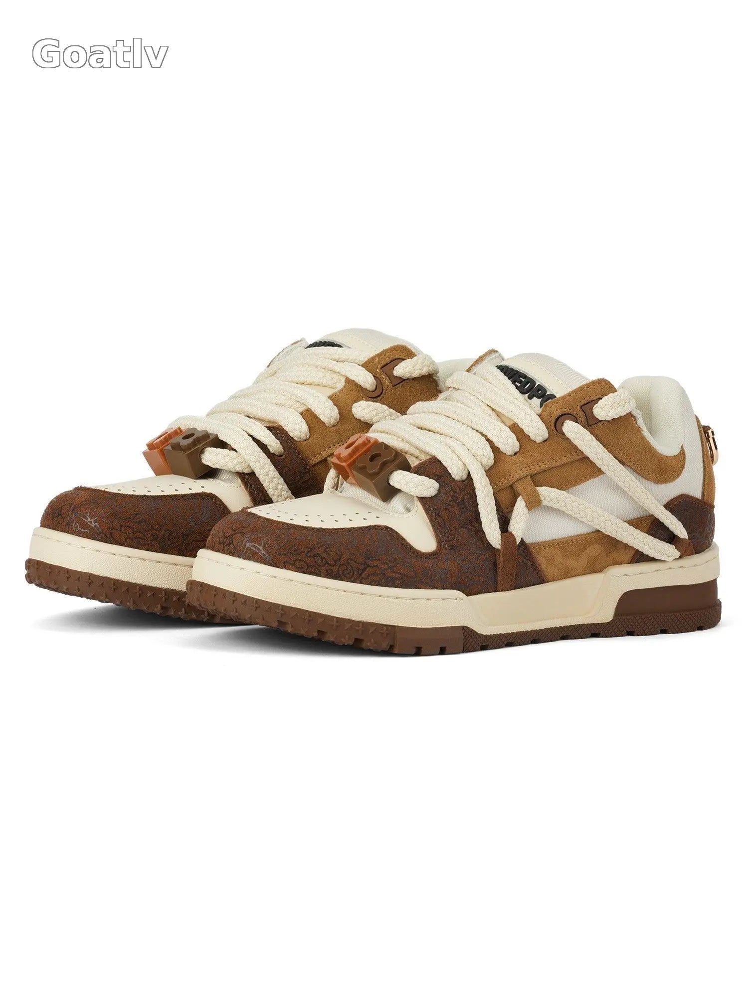 Sneakerhub Everything Goes With Casual Sneakers - 1931 - 1984