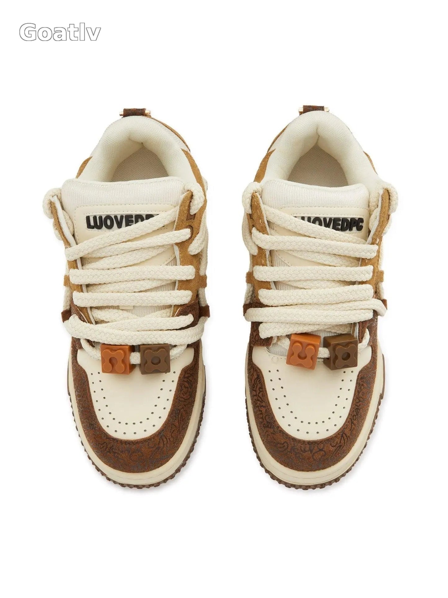 Sneakerhub Everything Goes With Casual Sneakers - 1931 - 1984