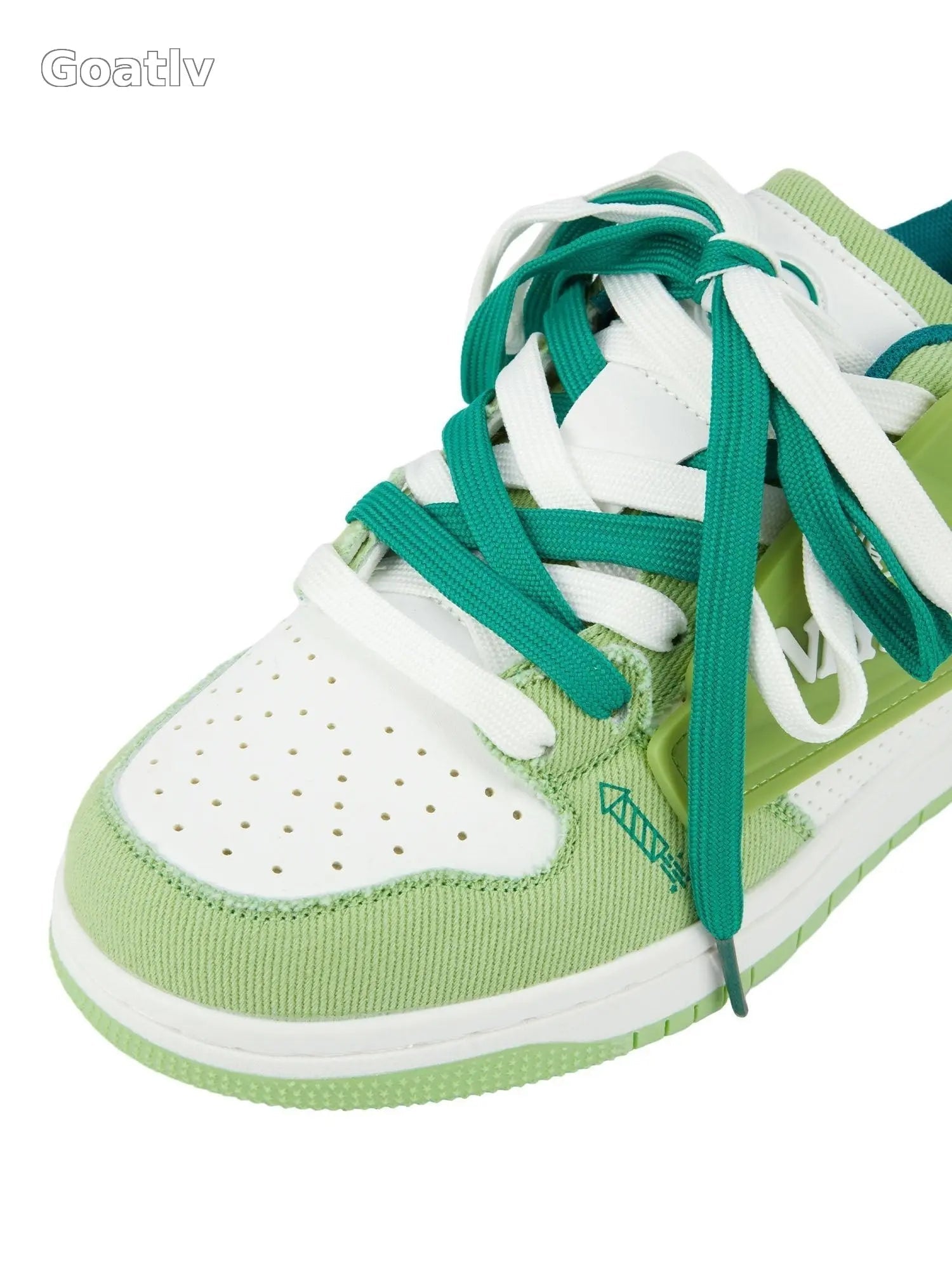 Sneakerhub Everything Goes With Casual Sneakers - 1984