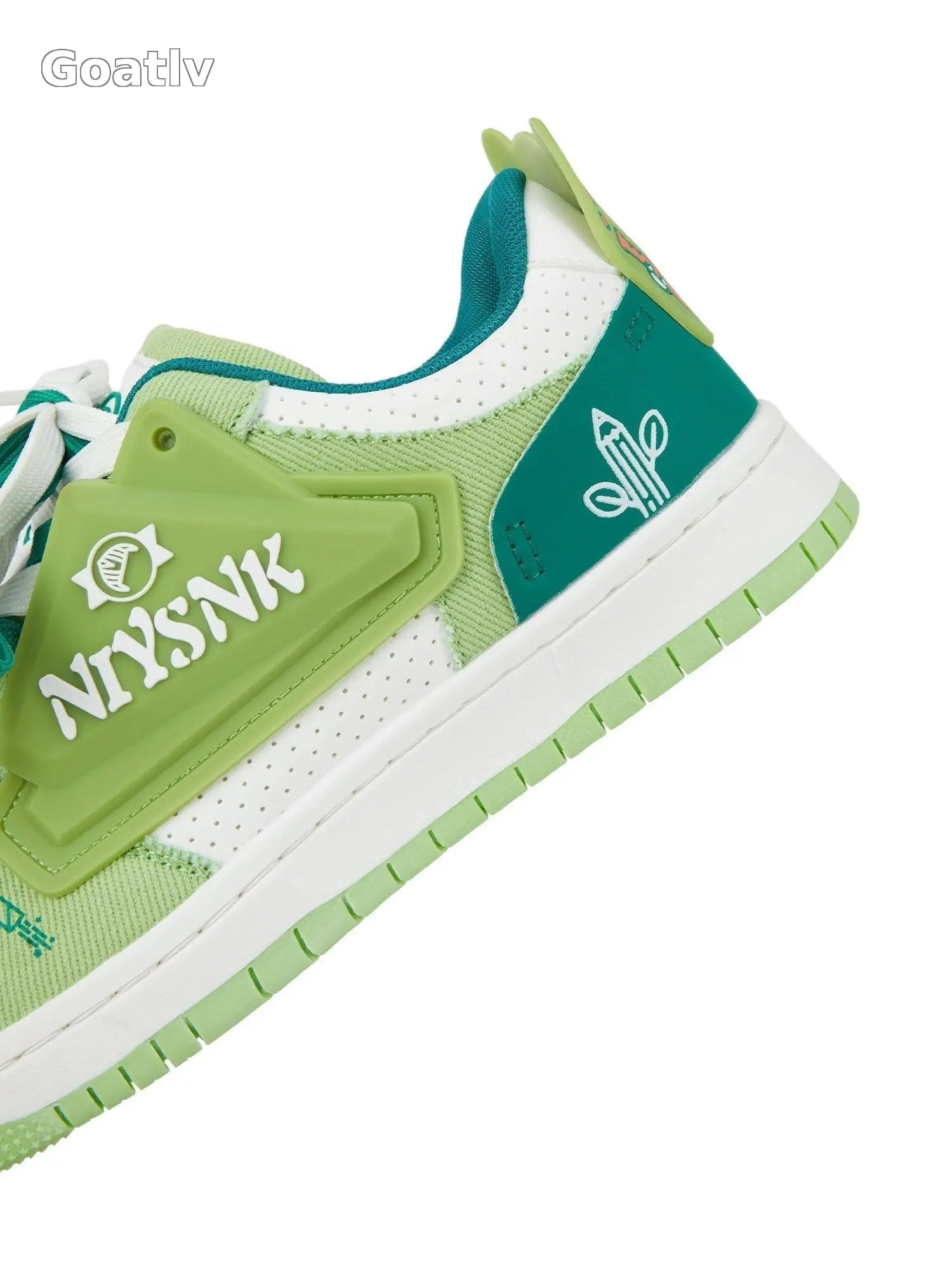 Sneakerhub Everything Goes With Casual Sneakers - 1984