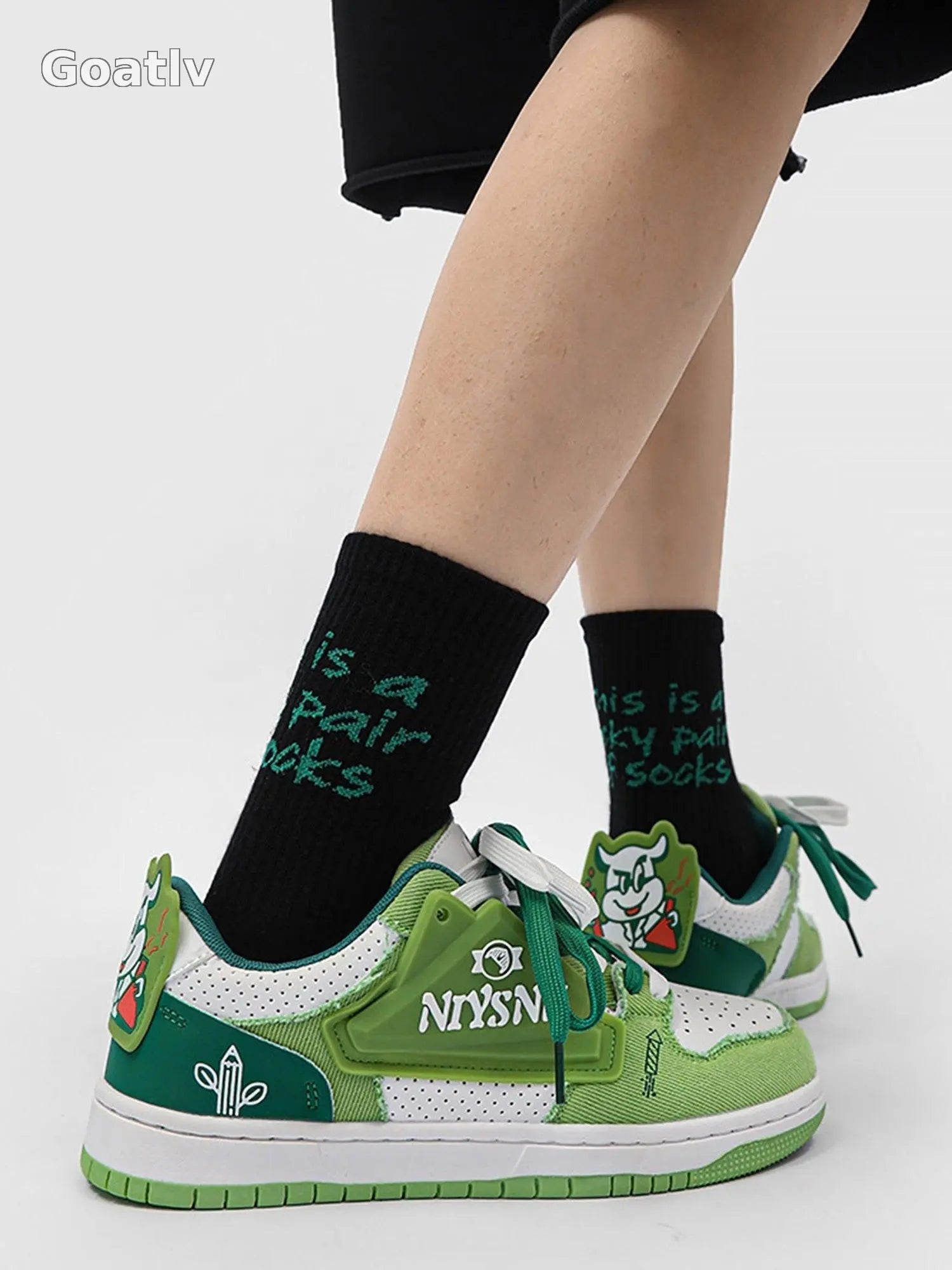 Sneakerhub Everything Goes With Casual Sneakers - 1984